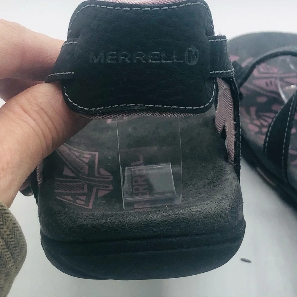 Merrell women's performance footwear‎ sandals, size 8